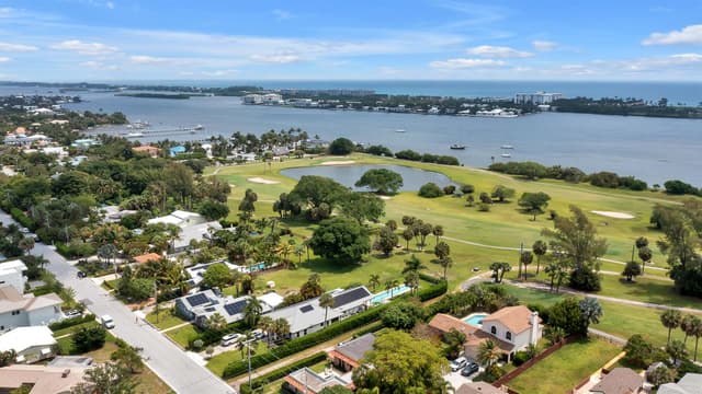 1408 N Lakeside Drive, FL 33460 - Photo 2