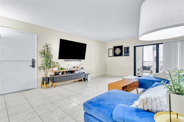 4040 N Hills Dr # 20, Hollywood FL 33021 - Hollywood, FL - Photo 3