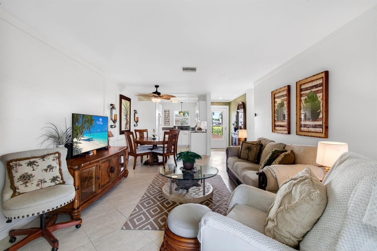 2533 Dudley Dr, West Palm Beach FL 33415