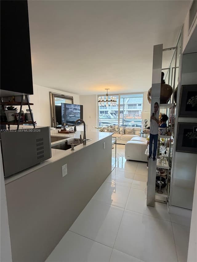 3550 NE 169th St, North Miami Beach FL 33160 - North Miami Beach, FL - Photo 5