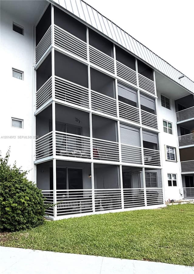 3550 NE 169th St, North Miami Beach FL 33160 - North Miami Beach, FL - Photo 4