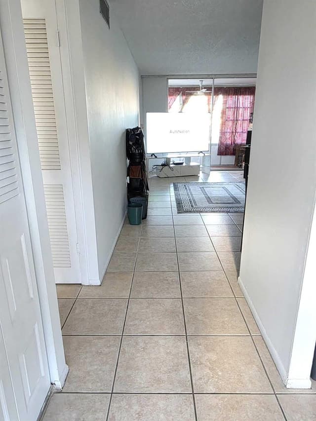 8400 Sunrise Lakes Boulevard # 107, Sunrise FL 33322 - Sunrise, FL - Photo 7