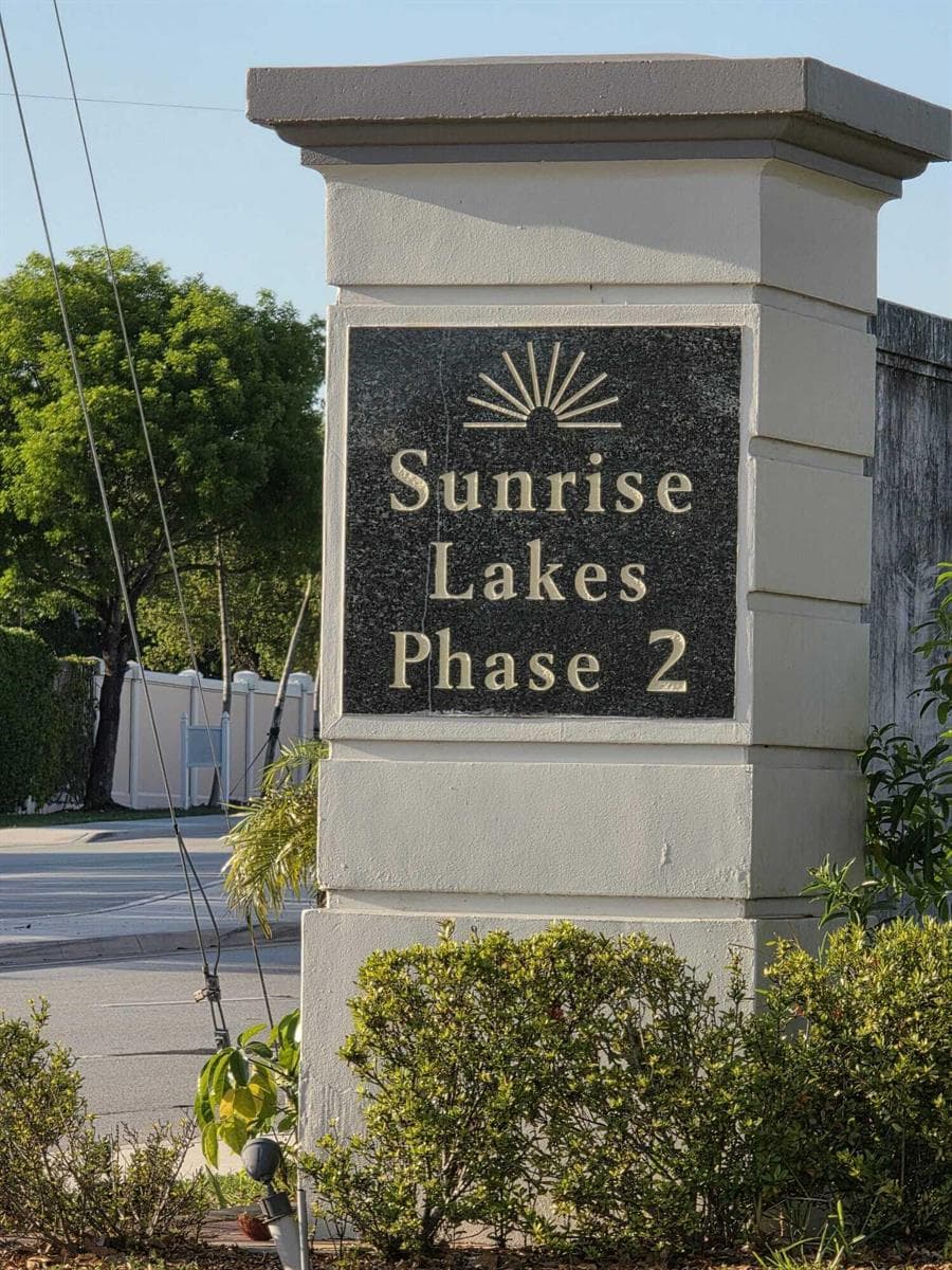 8400 Sunrise Lakes Boulevard # 107, Sunrise FL 33322 - Sunrise, FL - Photo 1