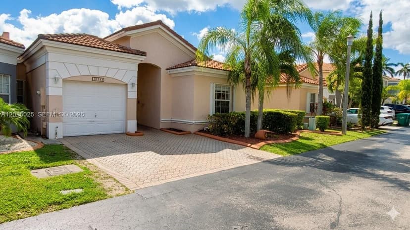 10273 SW 162nd Ct, Miami FL 33196
