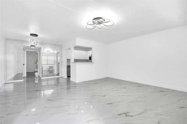 242 Tilford L # L, Deerfield Beach FL 33442 - Deerfield Beach, FL - Photo 4