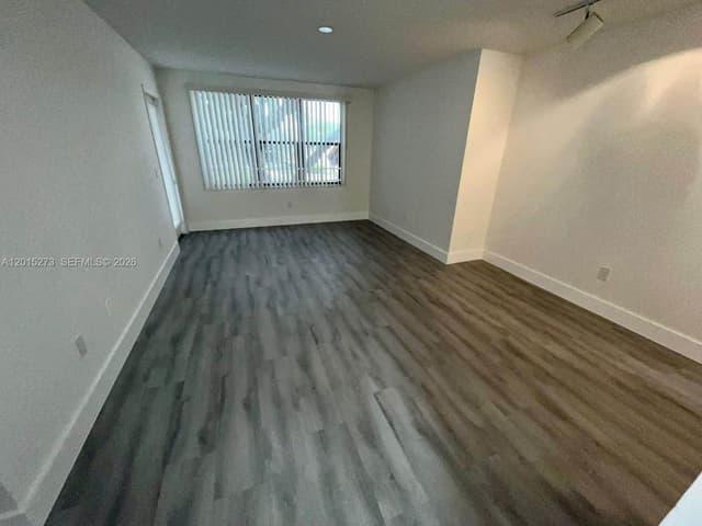 4561 W Mcnab Rd # 17, Pompano Beach FL 33069 - Pompano Beach, FL - Photo 5