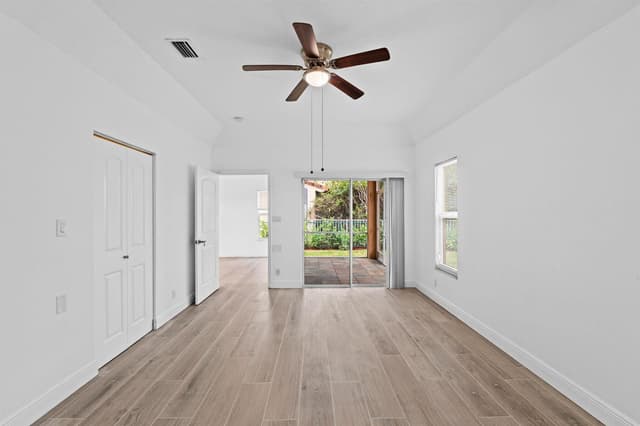 5122 Elpine Way, Riviera Beach FL 33418 - Riviera Beach, FL - Photo 3