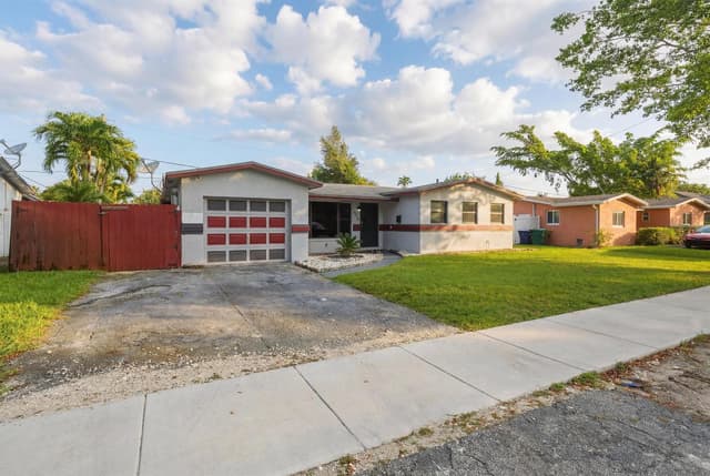 4841 NW 19th Street, Lauderhill FL 33313 - Lauderhill, FL - Photo 2