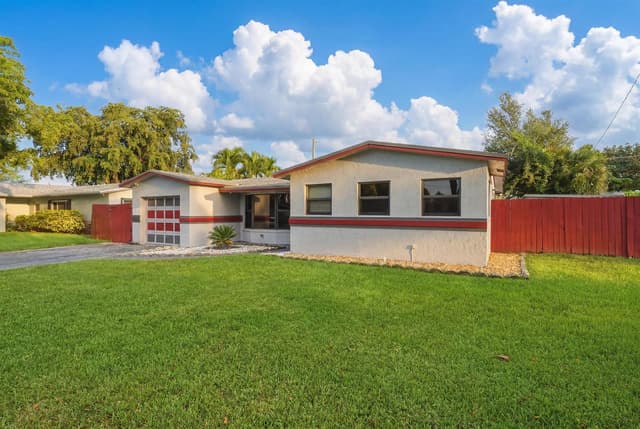 4841 NW 19th Street, Lauderhill FL 33313 - Lauderhill, FL - Photo 3