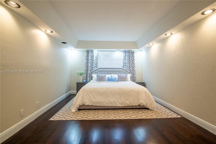 7100 Nova Dr # 104A, Davie FL 33317