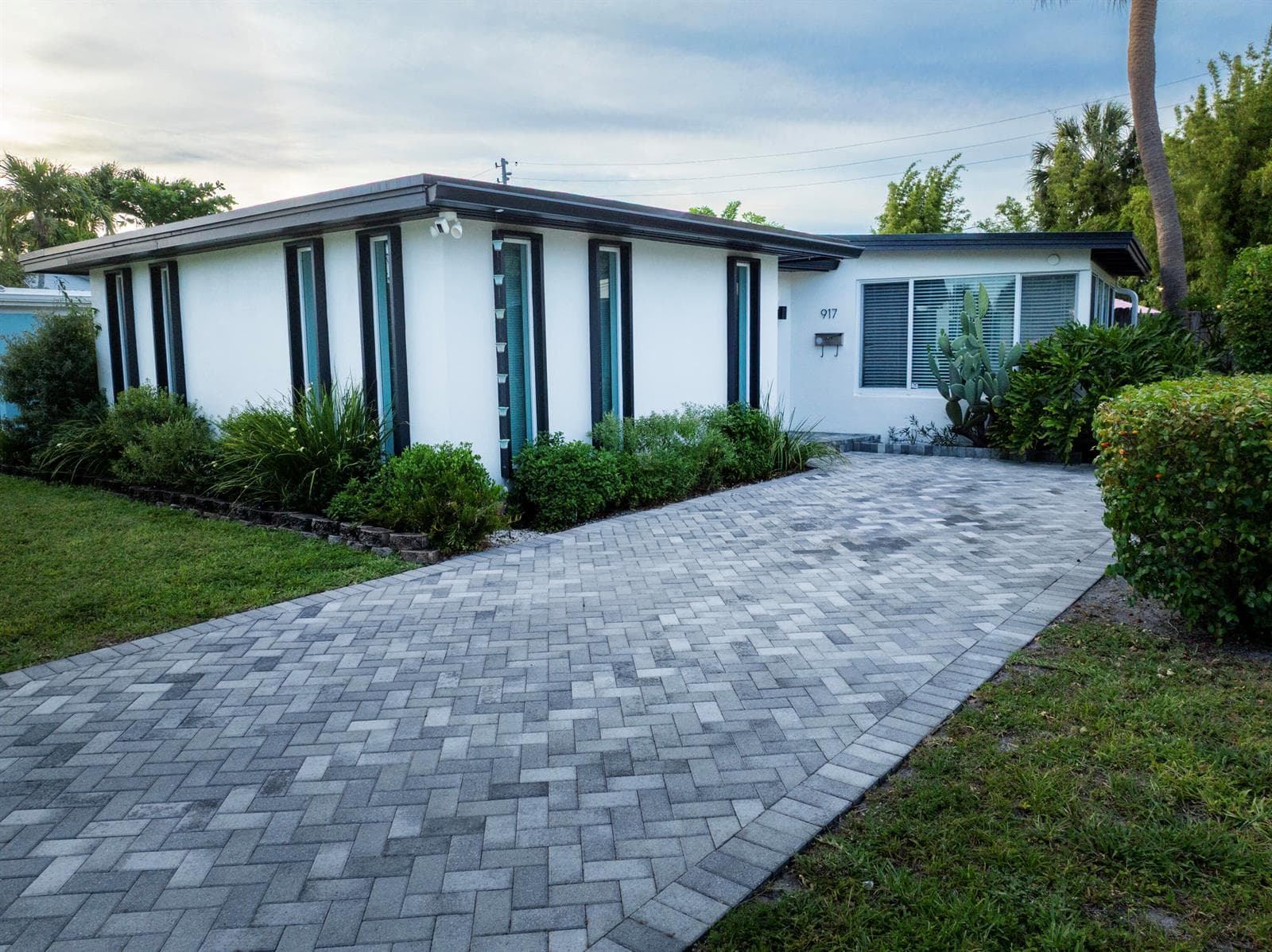 917 NE 18th Street, Fort Lauderdale FL 33305