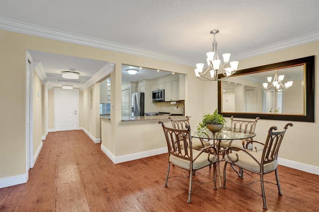 3621 Oaks Clubhouse Drive # 101, Pompano Beach FL 33069 - Pompano Beach, FL - Photo 6