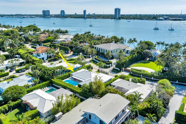 1465 N Lake Way, Palm Beach FL 33480 - Palm Beach, FL - Photo 2