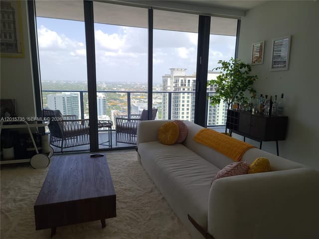 1000 Brickell Plz # 3510, Miami FL 33131 - Miami, FL - Photo 2