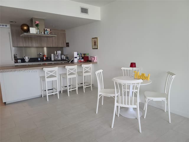 1000 Brickell Plz # 3510, Miami FL 33131 - Miami, FL - Photo 3