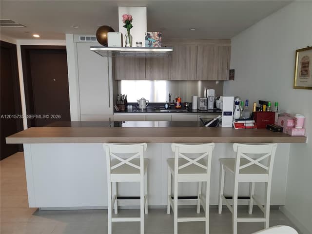 1000 Brickell Plz # 3510, Miami FL 33131 - Miami, FL - Photo 4