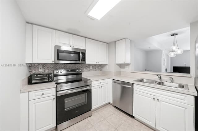 520 SE 5th Ave # 2501, Fort Lauderdale FL 33301 - Fort Lauderdale, FL - Photo 7