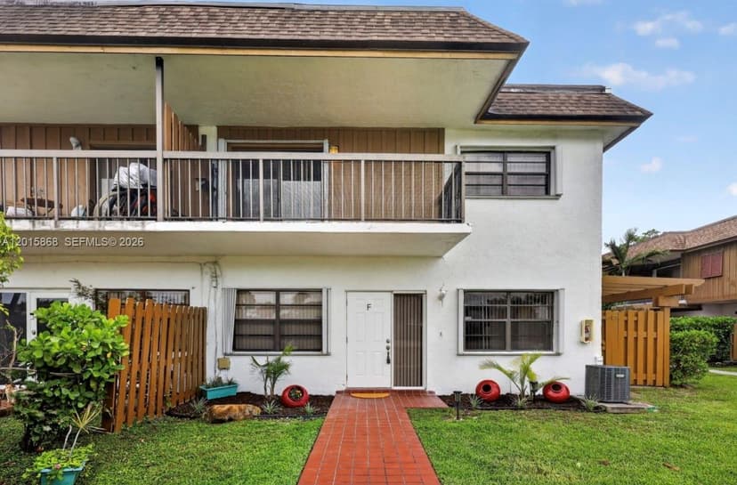 6904 NW 169th St # 145F, Hialeah FL 33015