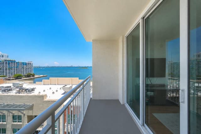 2000 N Bayshore Dr # 1005, Miami FL 33137 - Miami, FL - Photo 2