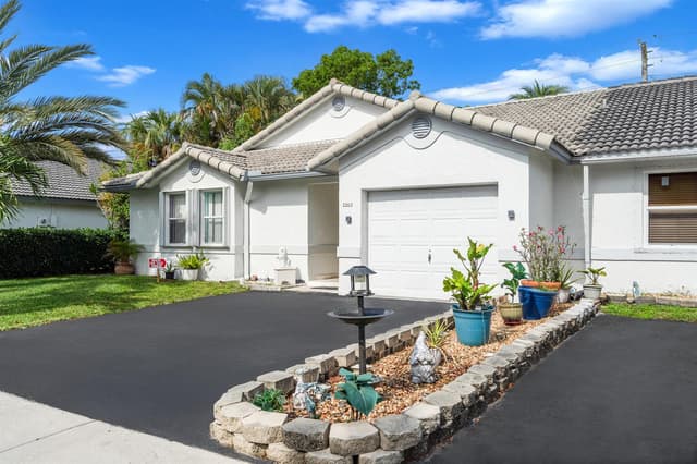 3343 NW 79TH Way, Davie FL 33024 - Davie, FL - Photo 6