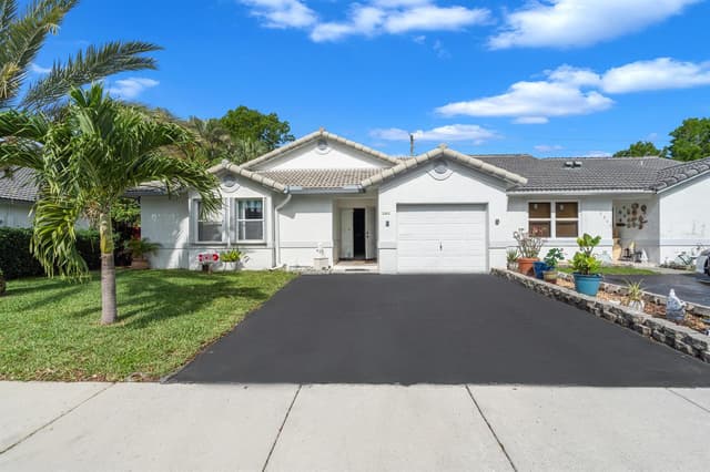 3343 NW 79TH Way, Davie FL 33024 - Davie, FL - Photo 3