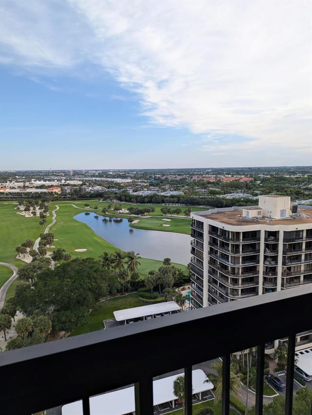 2425 Presidential Way # 1905, West Palm Beach FL 33401 - West Palm Beach, FL - Photo 3