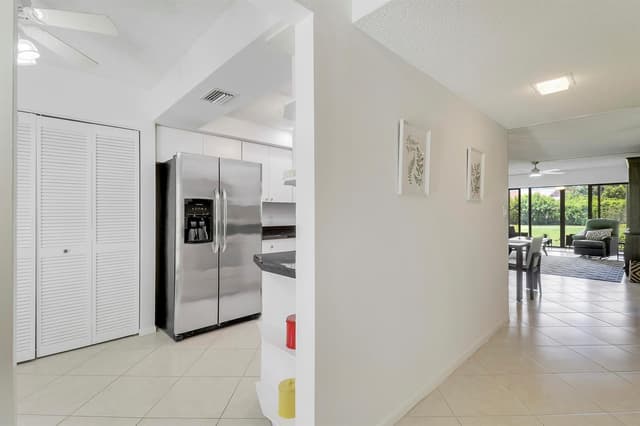 5121 Oak Hill Lane # 412, Delray Beach FL 33484 - Delray Beach, FL - Photo 3