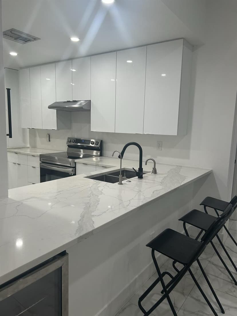 7472 La Paz Boulevard # 104, Boca Raton FL 33433