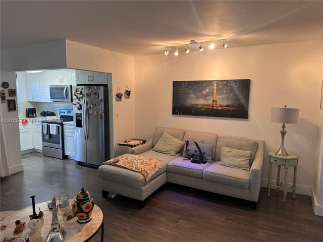 5300 Washington St # J214, Hollywood FL 33021 - Hollywood, FL - Photo 3