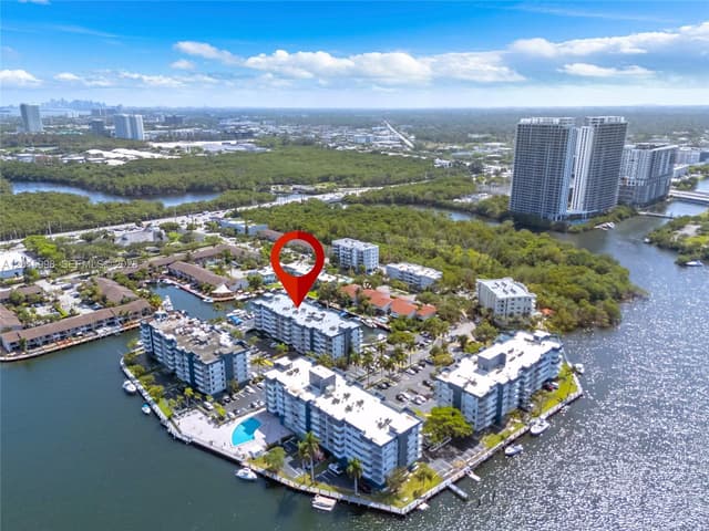 16565 NE 26th Ave # 2B, North Miami Beach FL 33160 - North Miami Beach, FL - Photo 2