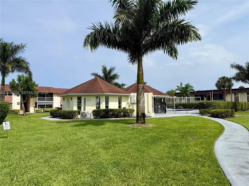 22805 SW 66th Ave # 208, Boca Raton FL 33428
