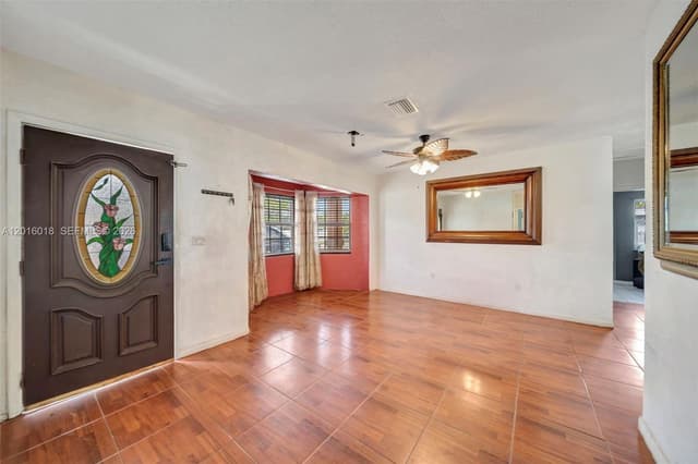 2890 NW 160th St, Miami Gardens FL 33054 - Miami Gardens, FL - Photo 7
