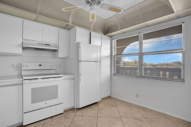 3405 Bimini Lane # M4, Coconut Creek FL 33066 - Coconut Creek, FL - Photo 5