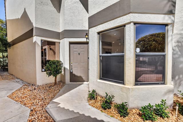 6647 Boca Hermosa Lane, Boca Raton FL 33433 - Boca Raton, FL - Photo 2