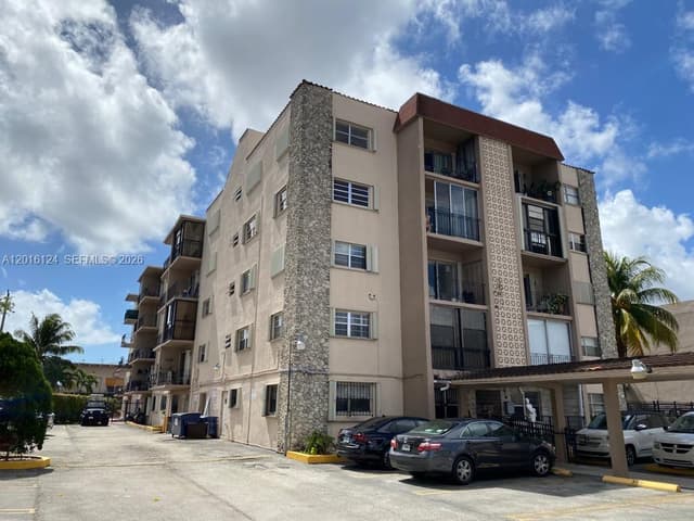 3640 NW 9th St # 201, Miami FL 33125 - Miami, FL - Photo 2