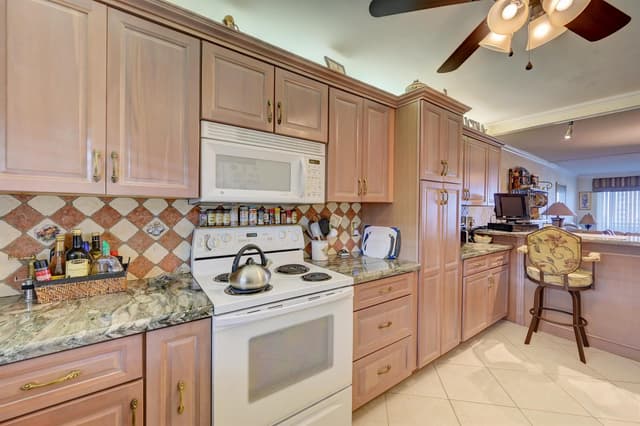 401 Briny Avenue # 708, Pompano Beach FL 33062 - Pompano Beach, FL - Photo 3