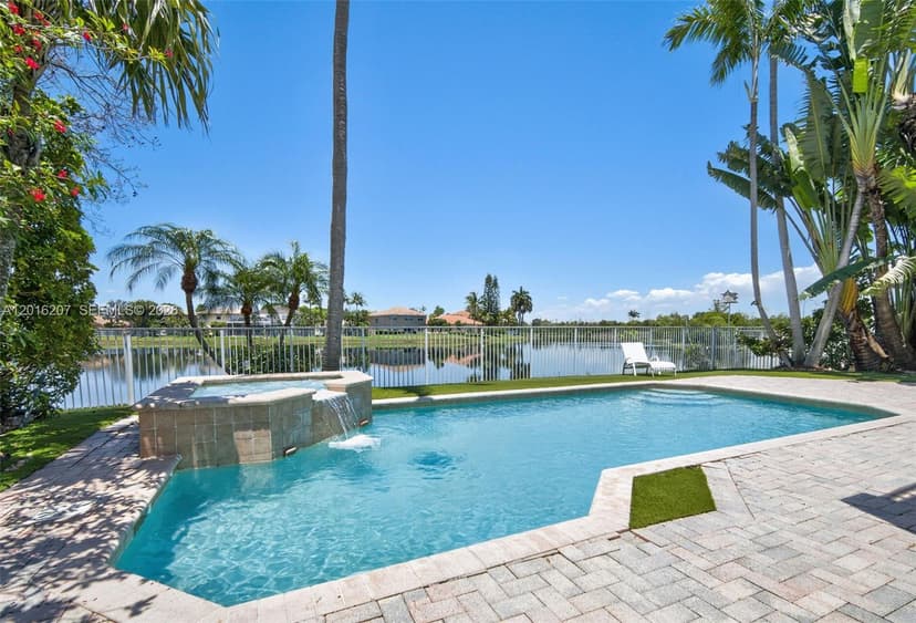 16735 NW 11th Street, Pembroke Pines FL 33028