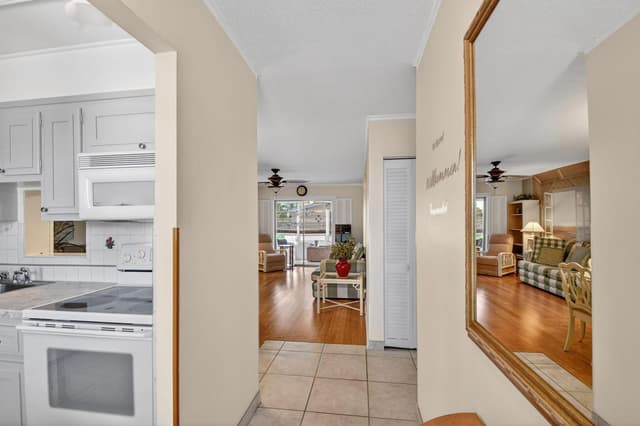 2111 NE 1st Court # 204, Boynton Beach FL 33435 - Boynton Beach, FL - Photo 7