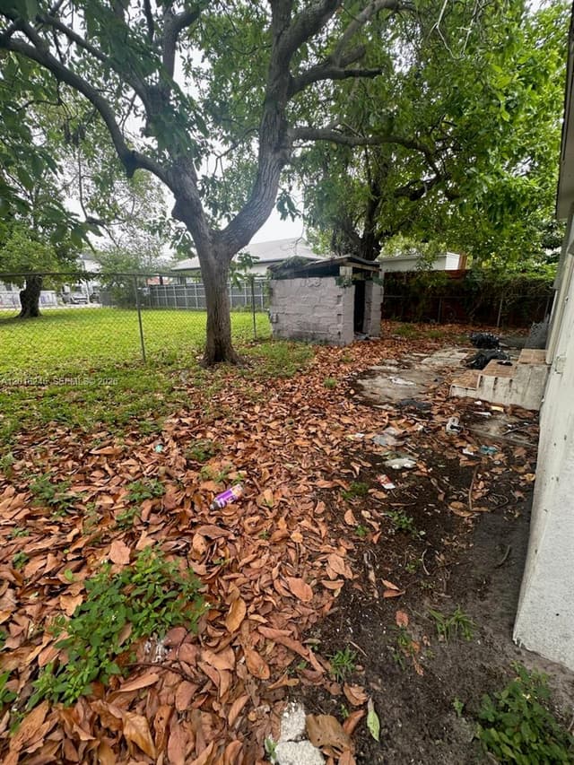1891 NW 62nd Ter, Miami FL 33147 - Miami, FL - Photo 2