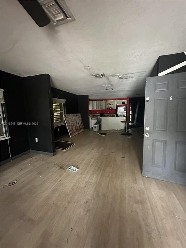 1891 NW 62nd Ter, Miami FL 33147 - Miami, FL - Photo 5