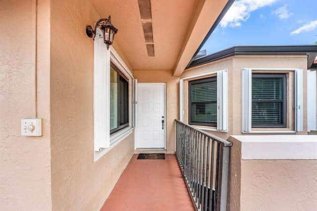 6614 Villa Sonrisa Drive # 123, Boca Raton FL 33433 - Boca Raton, FL - Photo 2