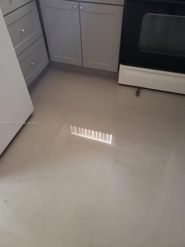 1800 NW 19th St # 9, Miami FL 33125 - Miami, FL - Photo 5