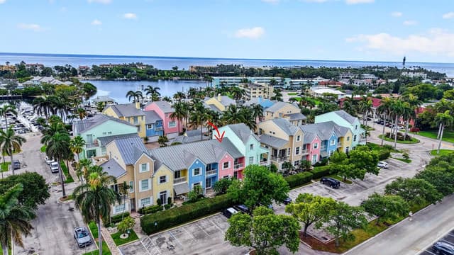2860 Marina Circle, Lighthouse Point FL 33064 - Lighthouse Point, FL - Photo 2
