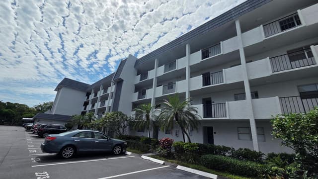 6020 NW 44th Street # 108, Lauderhill FL 33319 - Lauderhill, FL - Photo 2