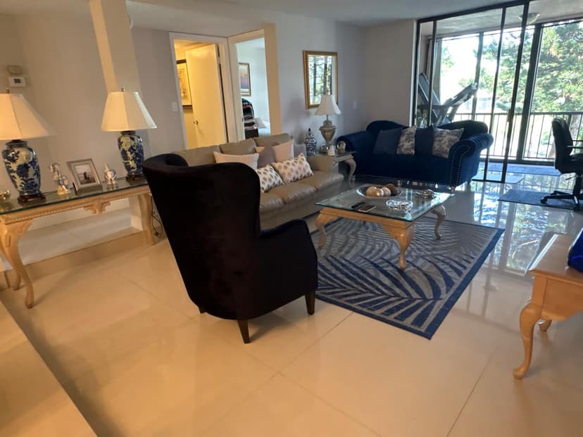 3730 Inverrary Drive # 2t, Lauderhill FL 33319