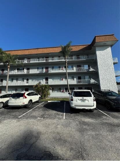 6289 Lear Drive # 302, Atlantis FL 33462