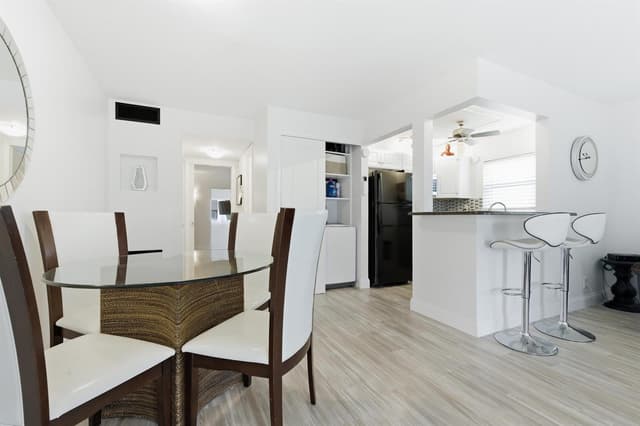 70 Bedford # C, West Palm Beach FL 33417 - West Palm Beach, FL - Photo 2