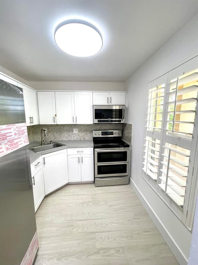 5980 NW 64th Avenue # 305, Tamarac FL 33319 - Tamarac, FL - Photo 2