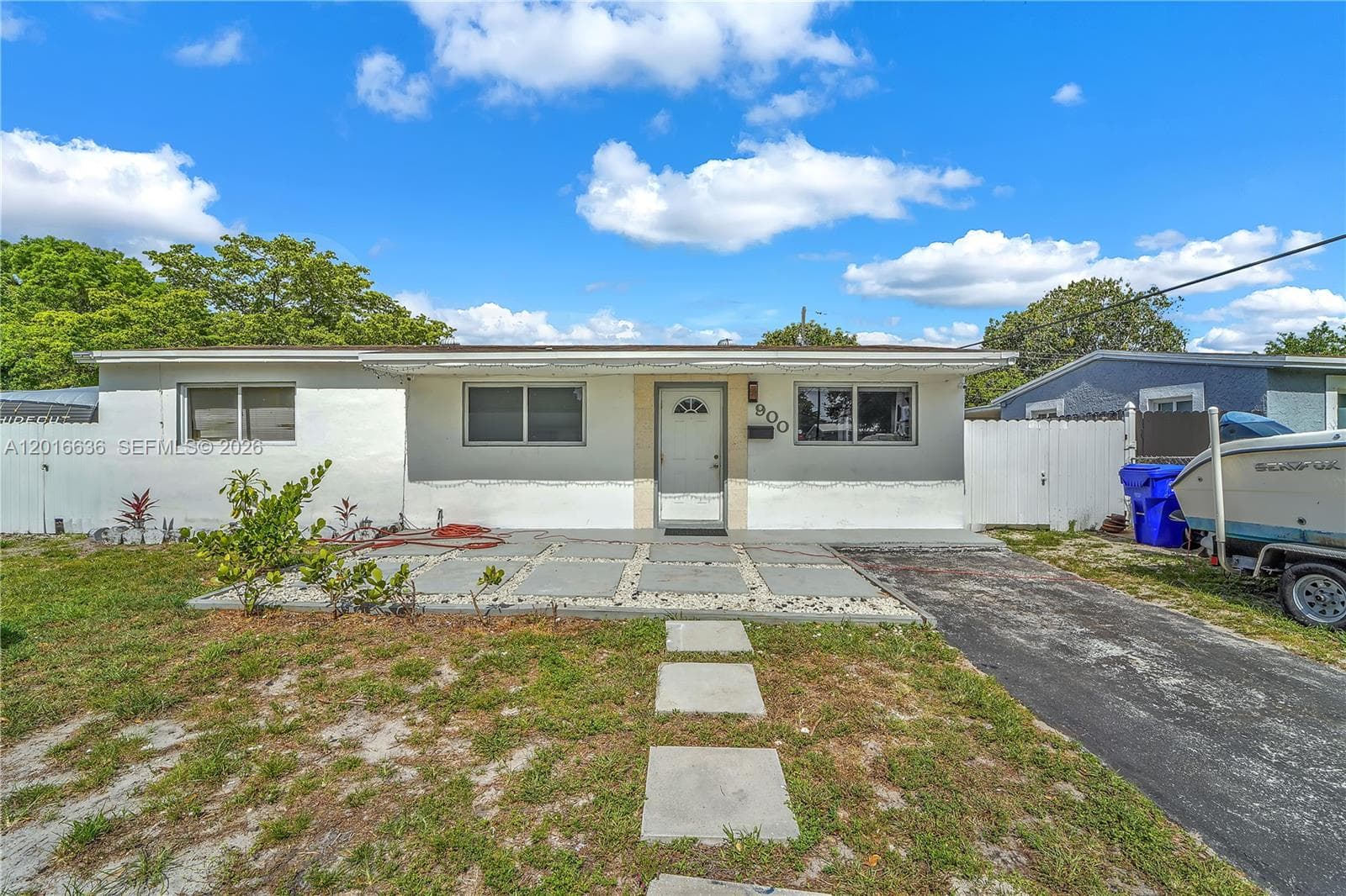 900 N 70th Ave, Hollywood FL 33024