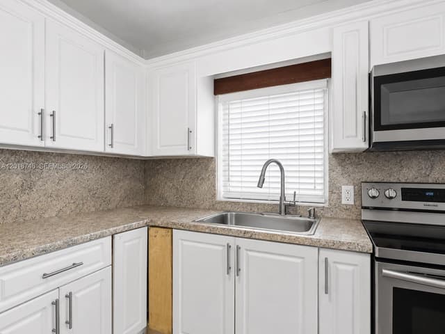 1111 NW 77th St, Miami FL 33150 - Miami, FL - Photo 5